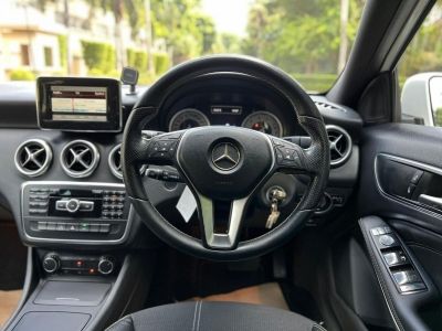 2014 Mercedes-Benz A180 Urban (W176) รูปที่ 6